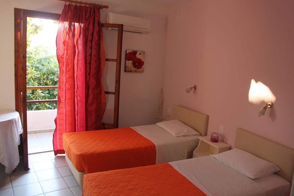 Vaya Zorba Studios Skiathos Town Ngoại thất bức ảnh